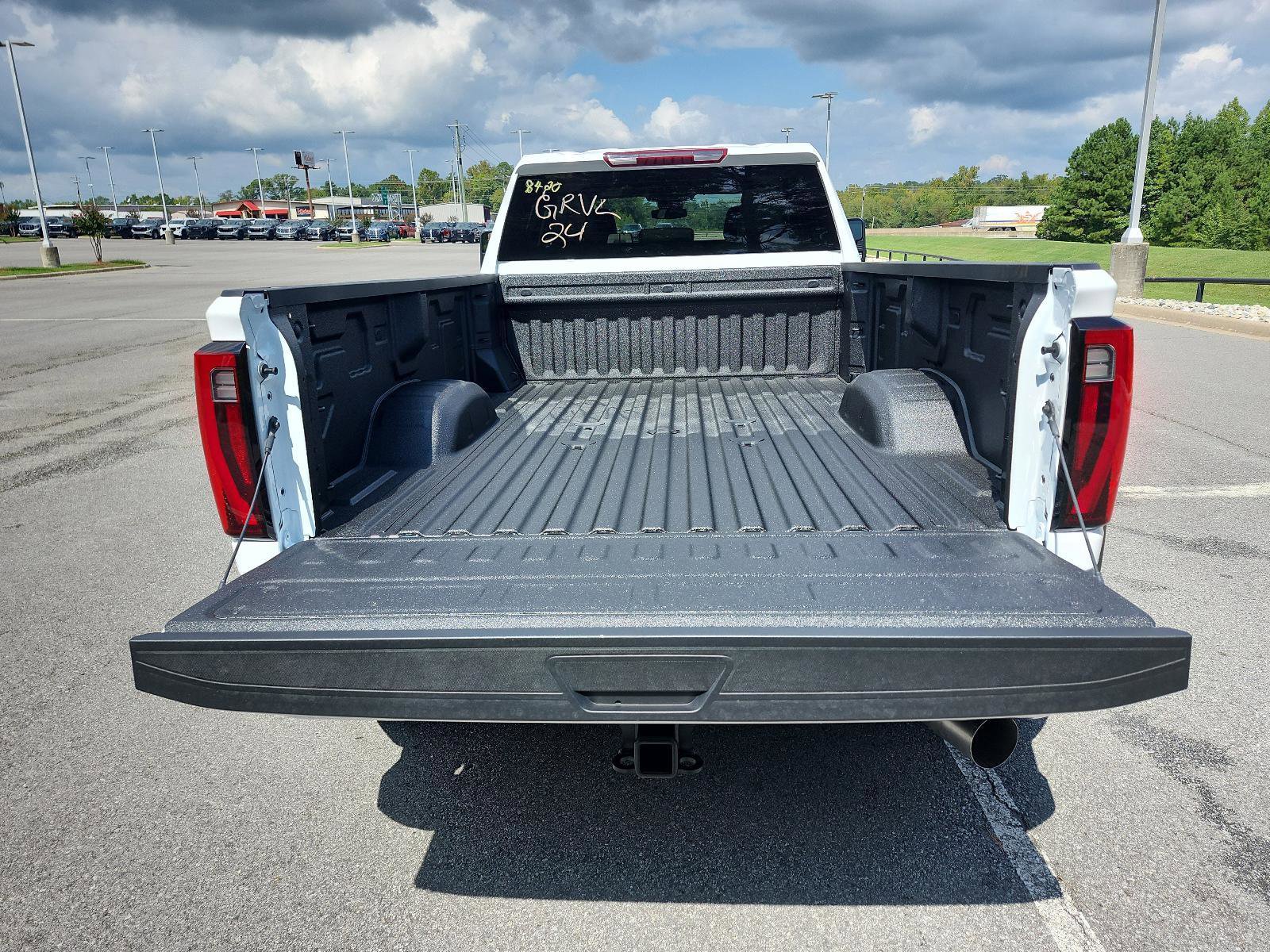 New 2026 GMC Sierra 3500 Pro image 9