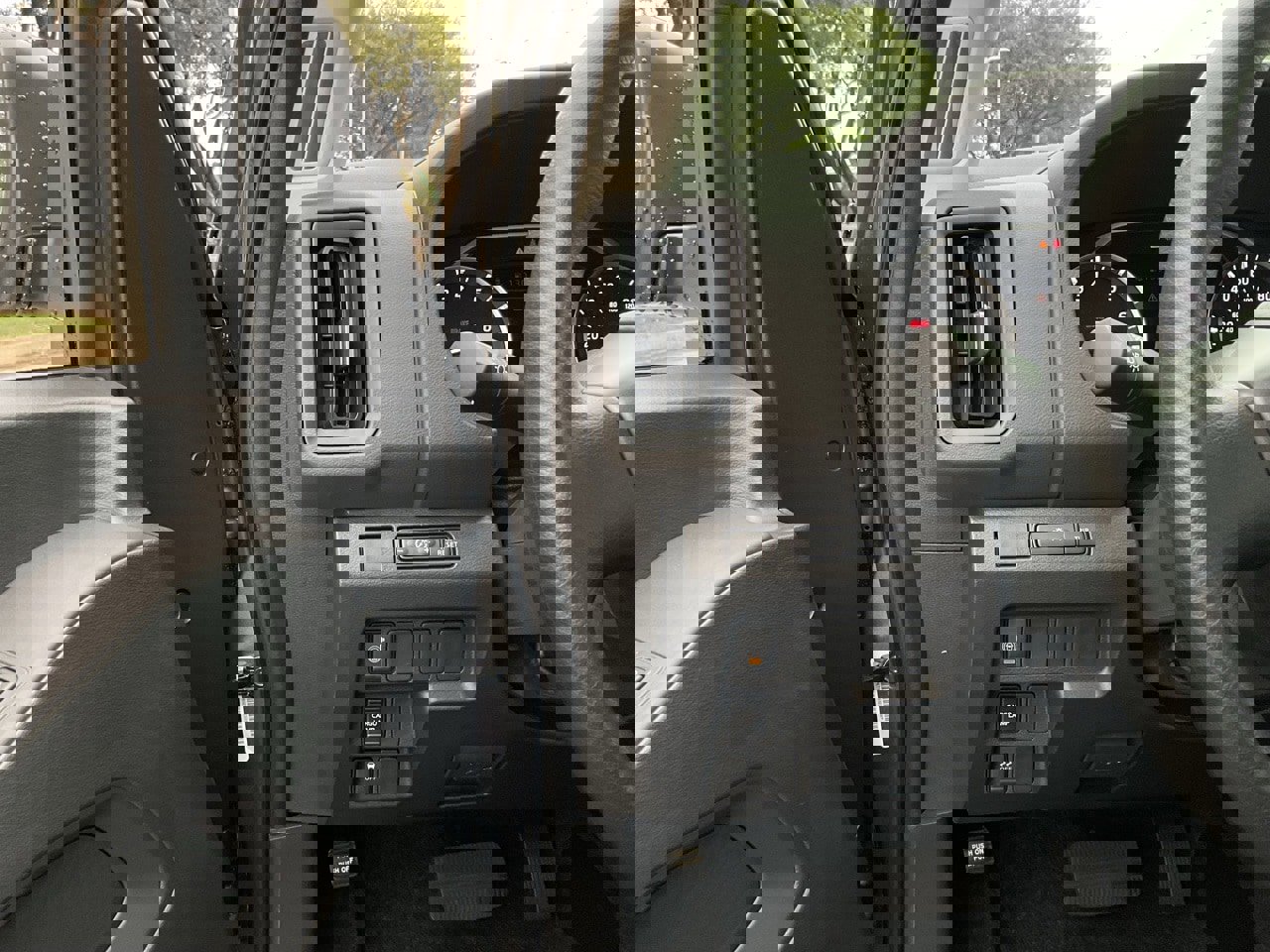 New 2026 Nissan Frontier S w/ Tow Package image 31