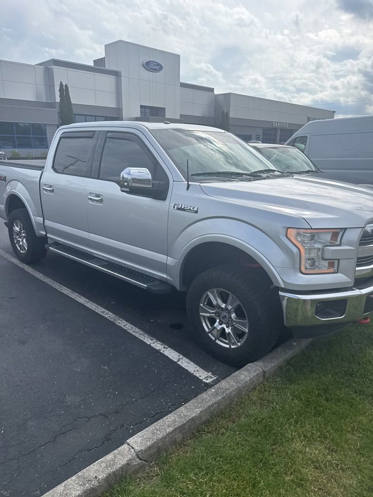Used 2015 Ford F150 Lariat w/ Equipment Group 502A Luxury AWD/4WD image 14