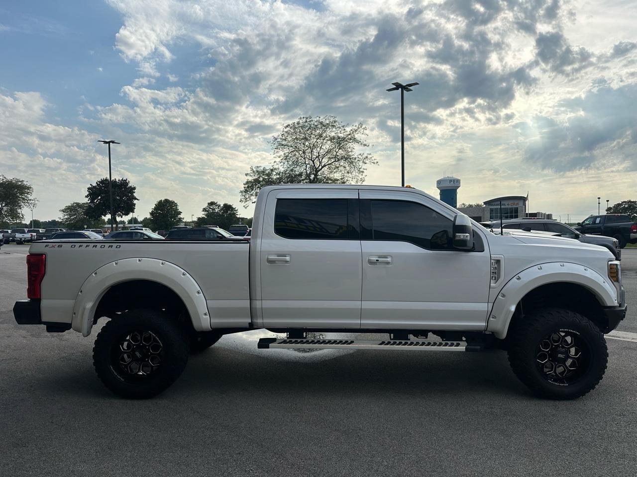 Used 2018 Ford F350 4x4 Crew Cab Super Duty image 8