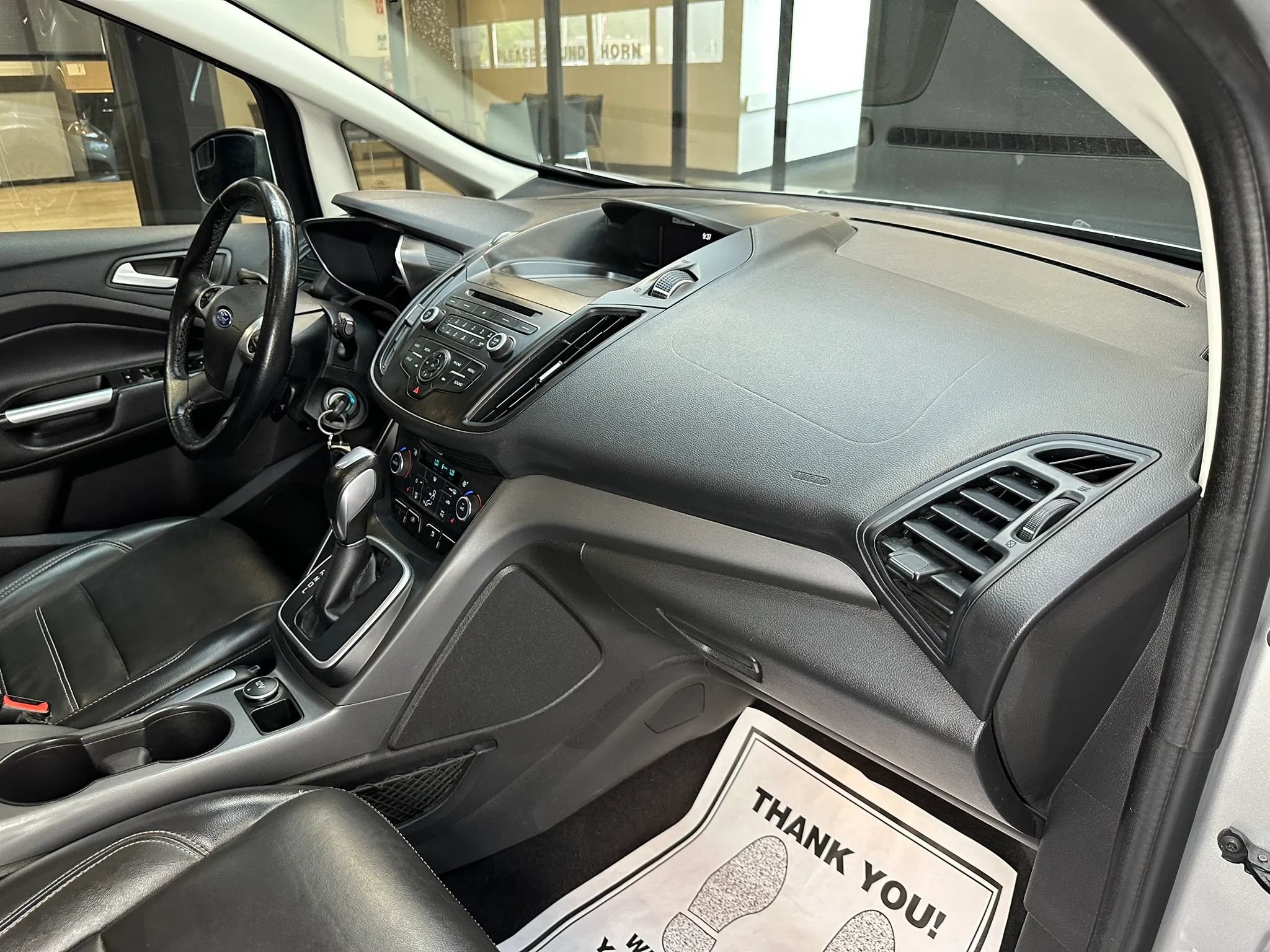 Used 2017 Ford C-MAX Energi SE w/ Equipment Group 402A FWD image 31