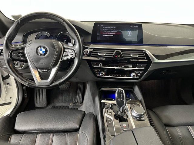 Used 2019 BMW 530i xDrive w/ Premium Package image 13
