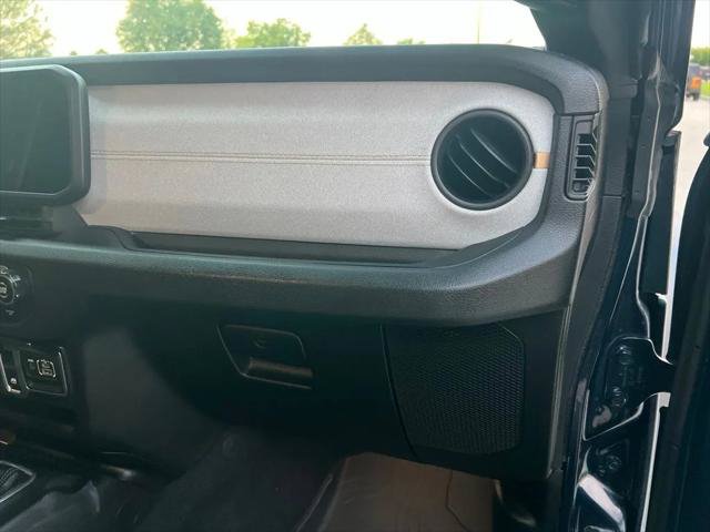 Certified 2025 Jeep Wrangler Sport AWD/4WD image 22
