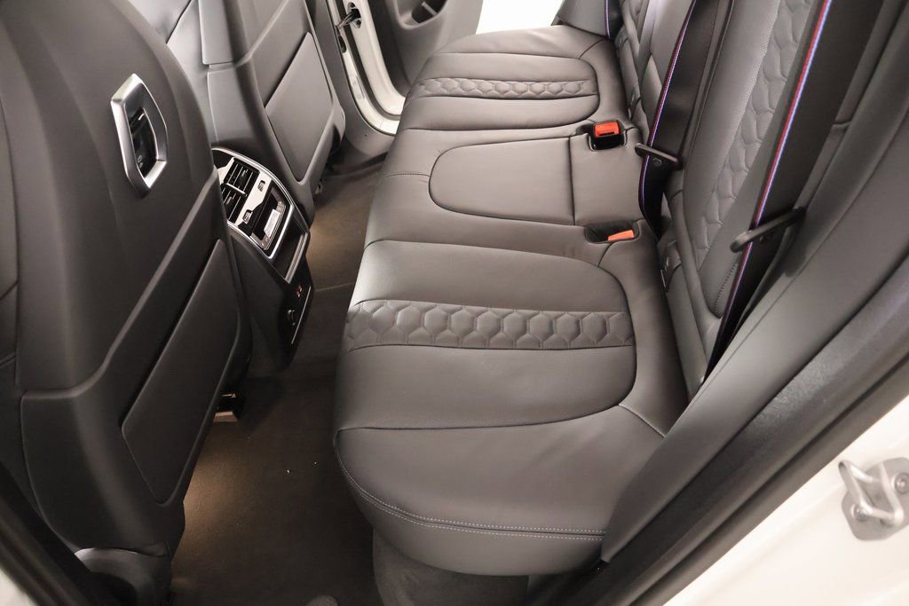 New 2026 BMW X5 M Competition w/ Executive Package AWD/4WD image 12