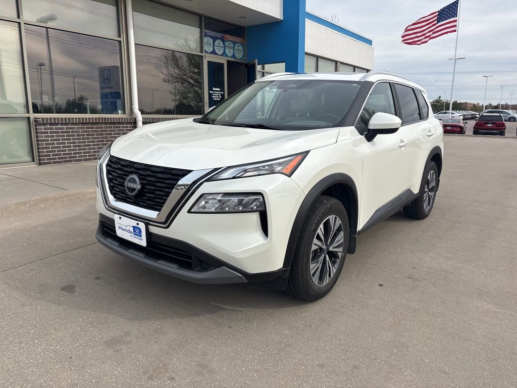 Used 2023 Nissan Rogue SV w/ SV Premium B Package AWD/4WD image 1