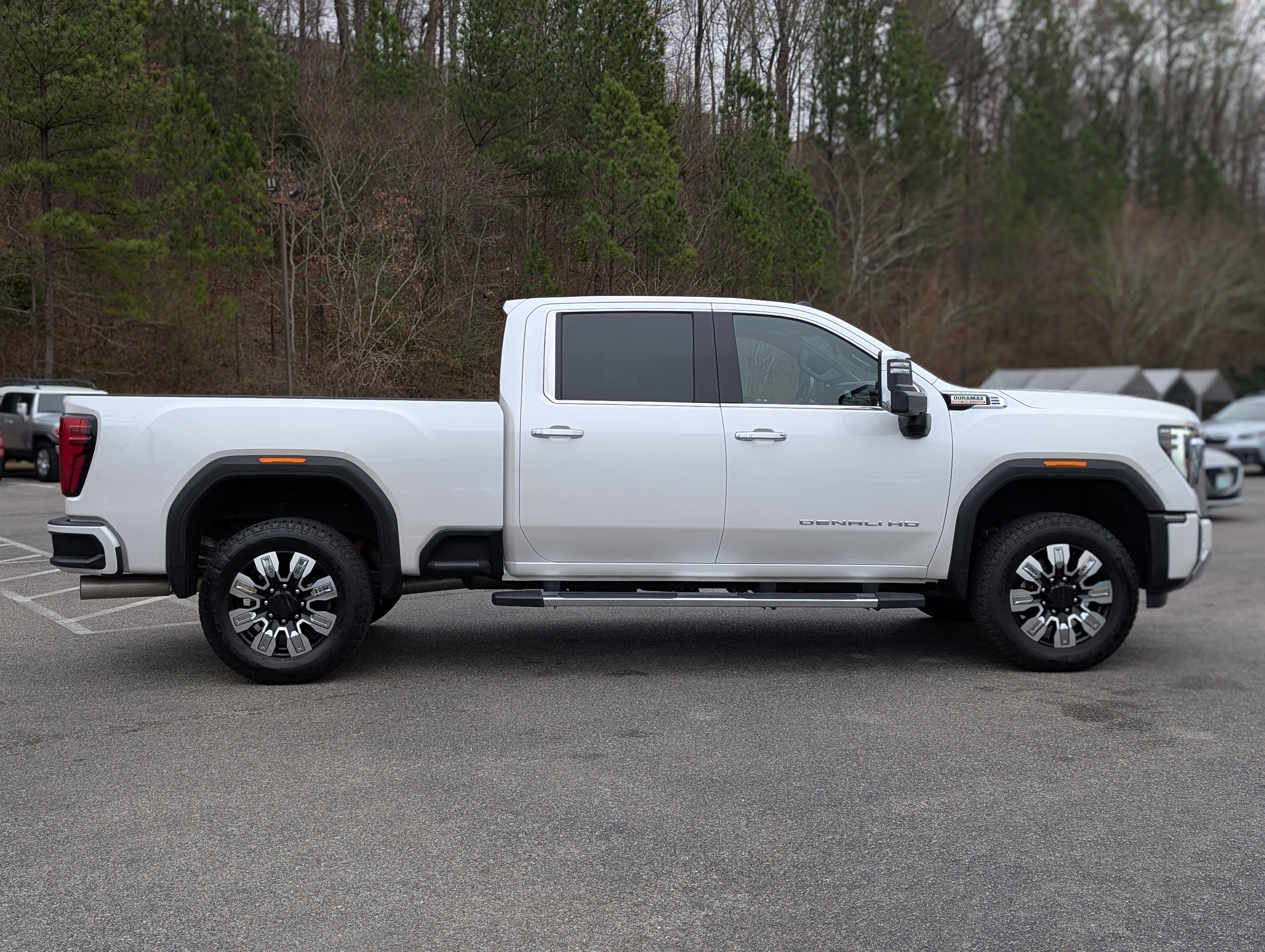 Used 2024 GMC Sierra 2500 Denali w/ Denali Reserve Package image 10
