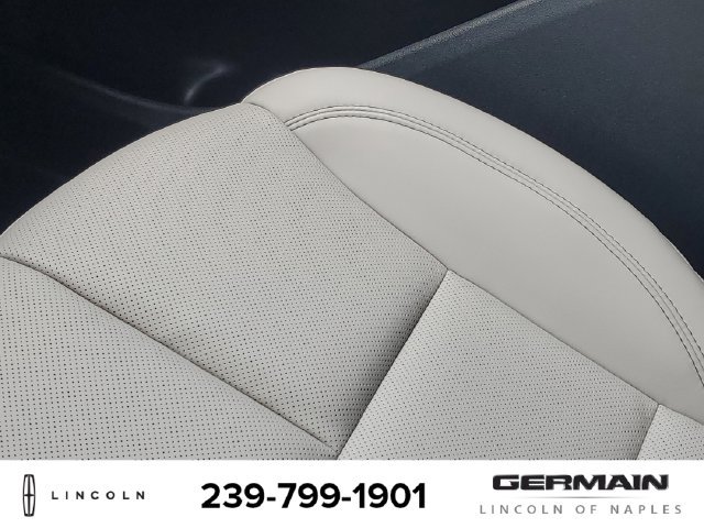 New 2026 Lincoln Aviator AWD image 28