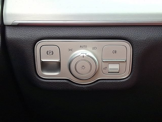 Used 2024 Mercedes-Benz GLE 450e 4MATIC image 28