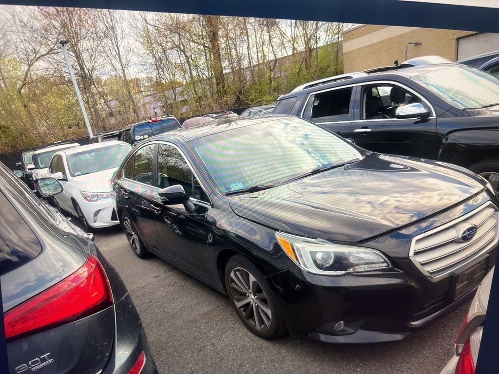 Used 2016 Subaru Legacy 3.6R Limited AWD/4WD image 3