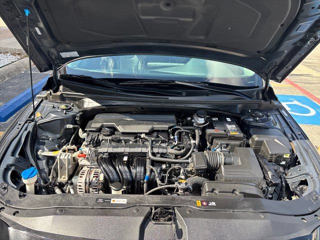 Used 2024 Hyundai Elantra Limited FWD image 59