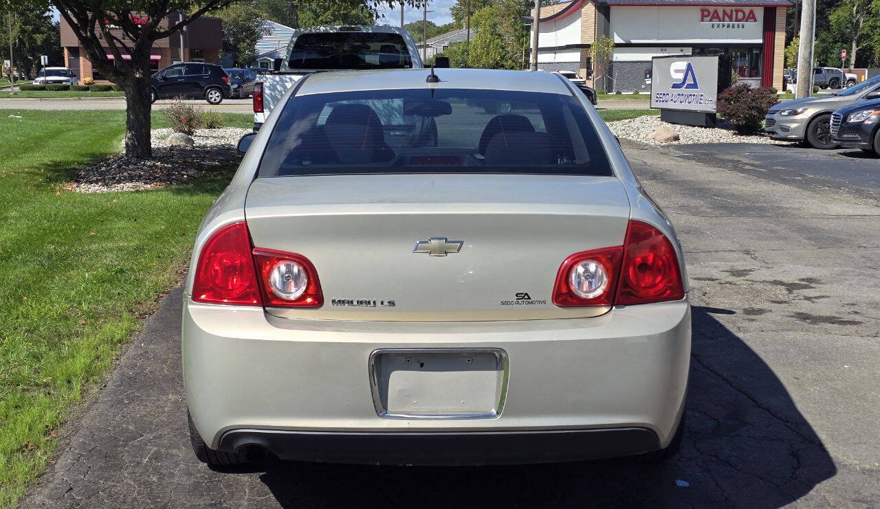 Used 2010 Chevrolet Malibu LS FWD image 5