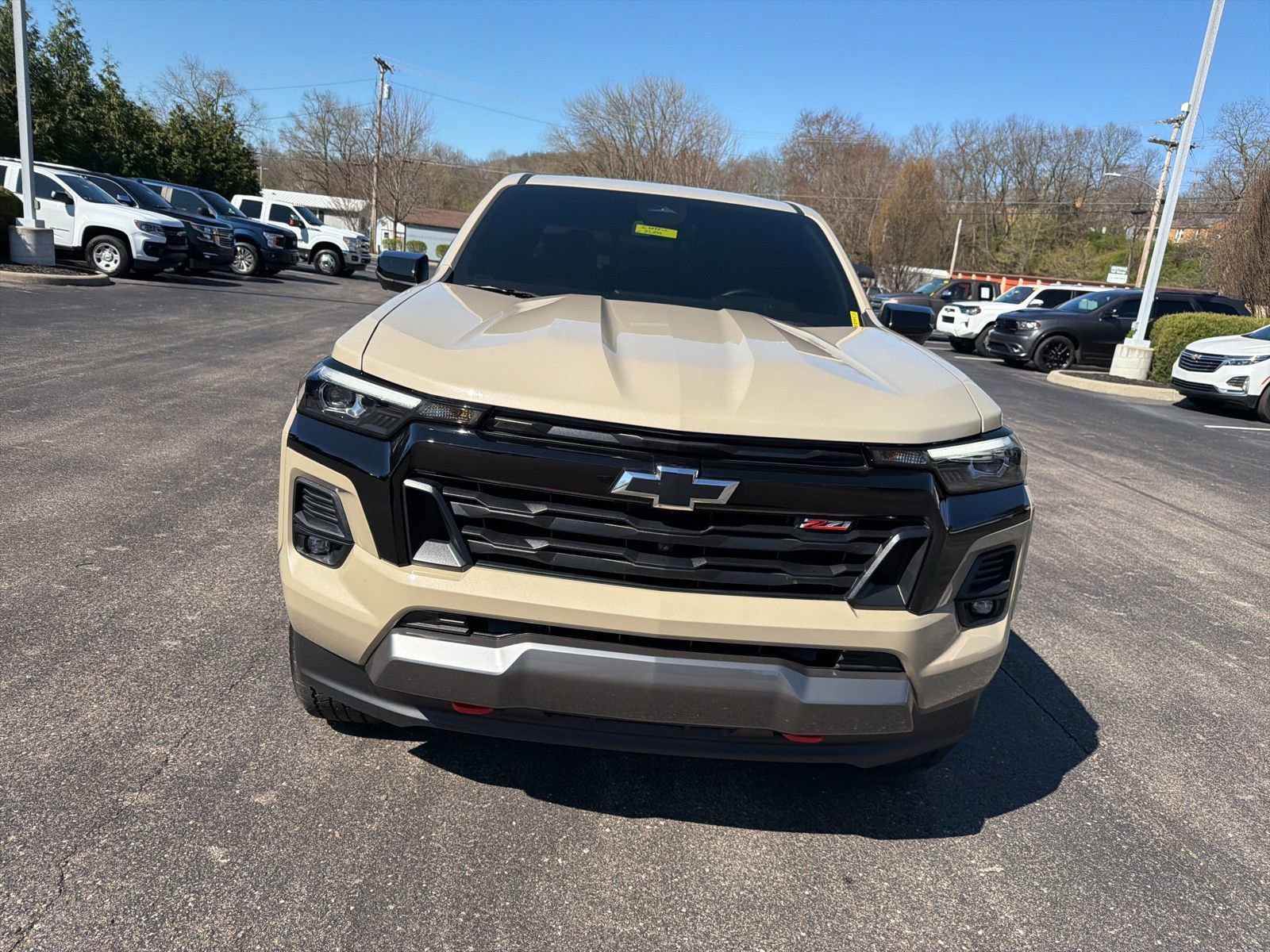 Used 2024 Chevrolet Colorado Z71 w/ LPO, Dark Essentials Package image 8