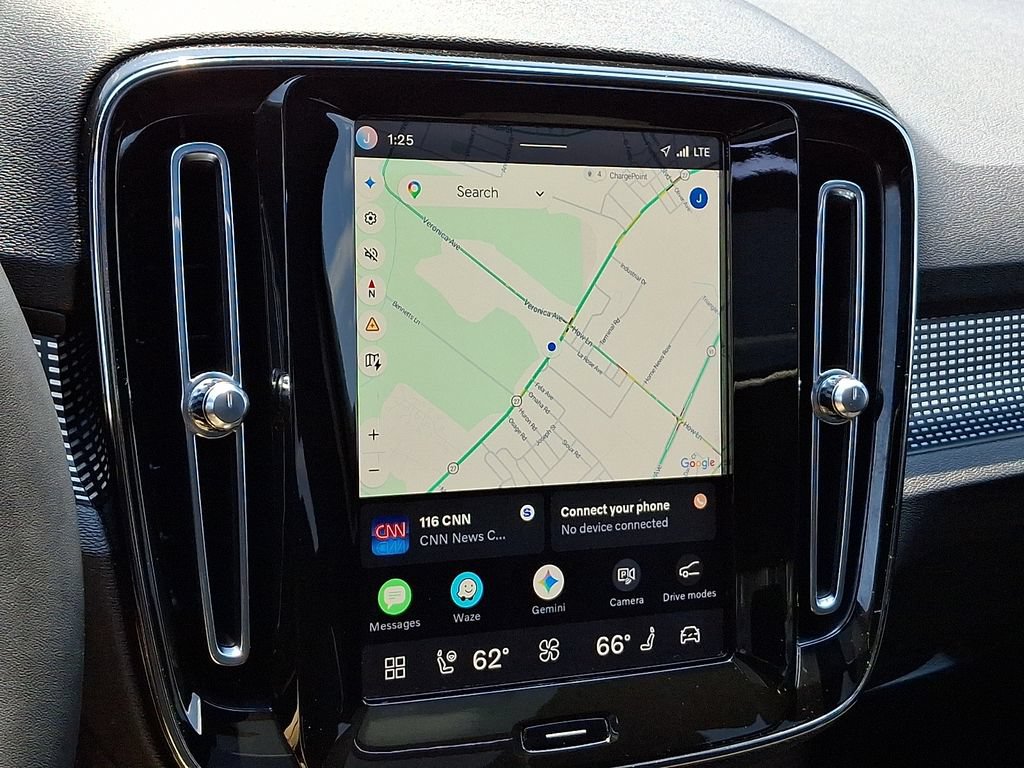 Used 2022 Volvo XC40 P8 Recharge Ultimate AWD/4WD image 17