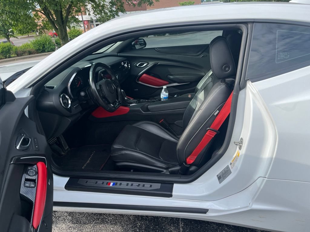Used 2021 Chevrolet Camaro SS w/ Redline Edition RWD image 5
