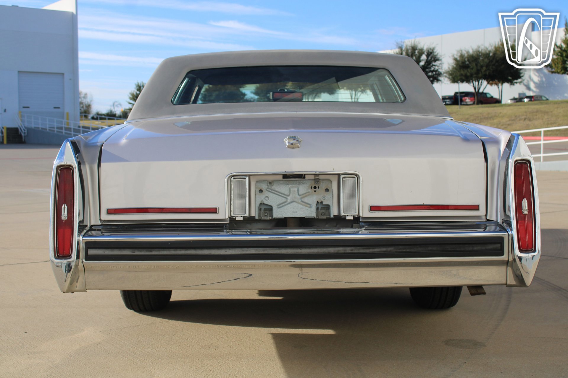 Used 1987 Cadillac Brougham image 13