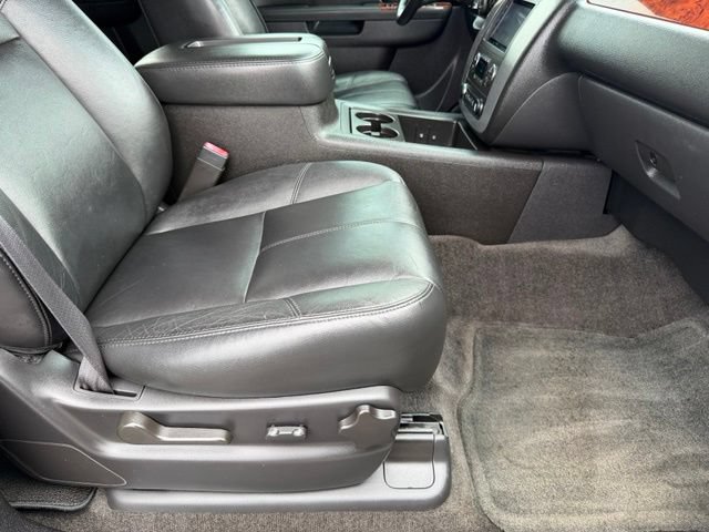 Used 2014 GMC Yukon SLT AWD/4WD image 15
