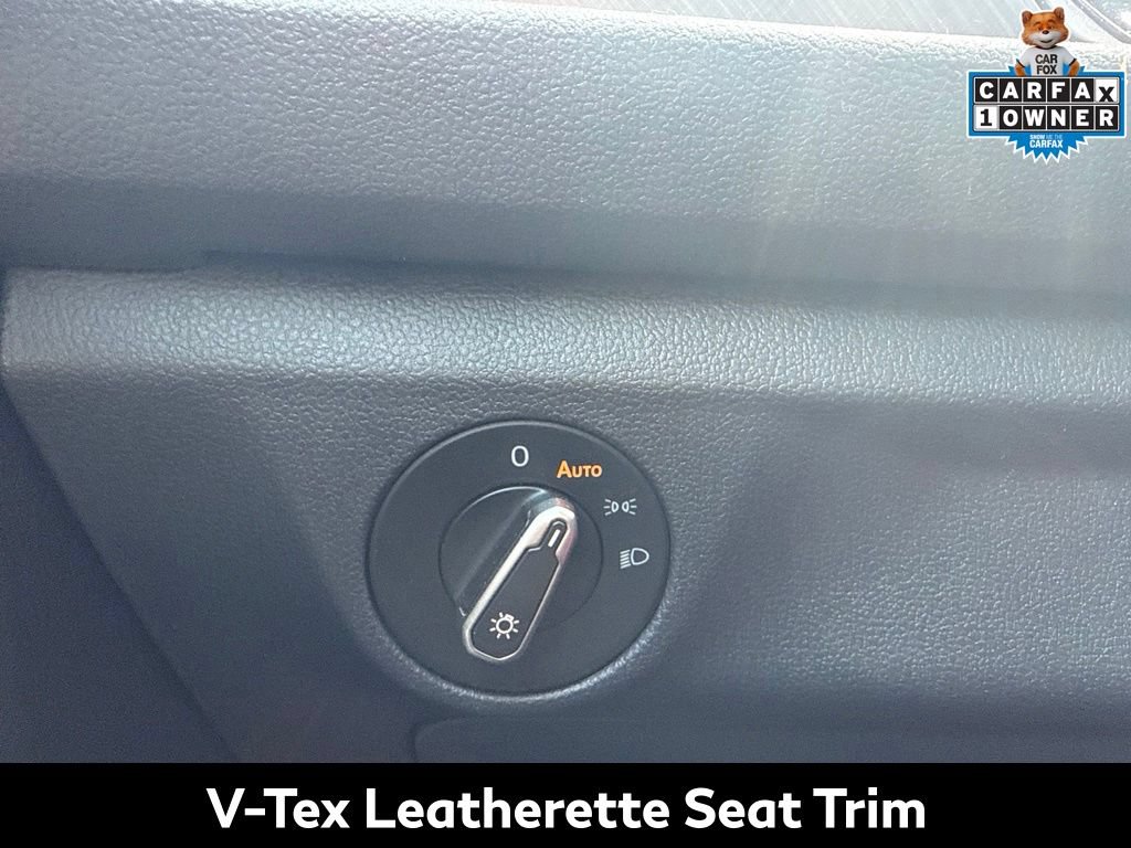 Used 2024 Volkswagen Jetta SE FWD image 11