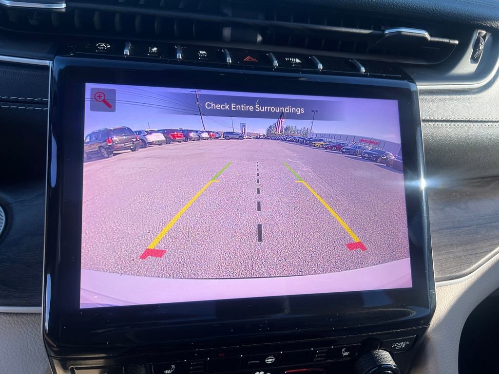 Used 2022 Jeep Grand Cherokee L Limited image 21