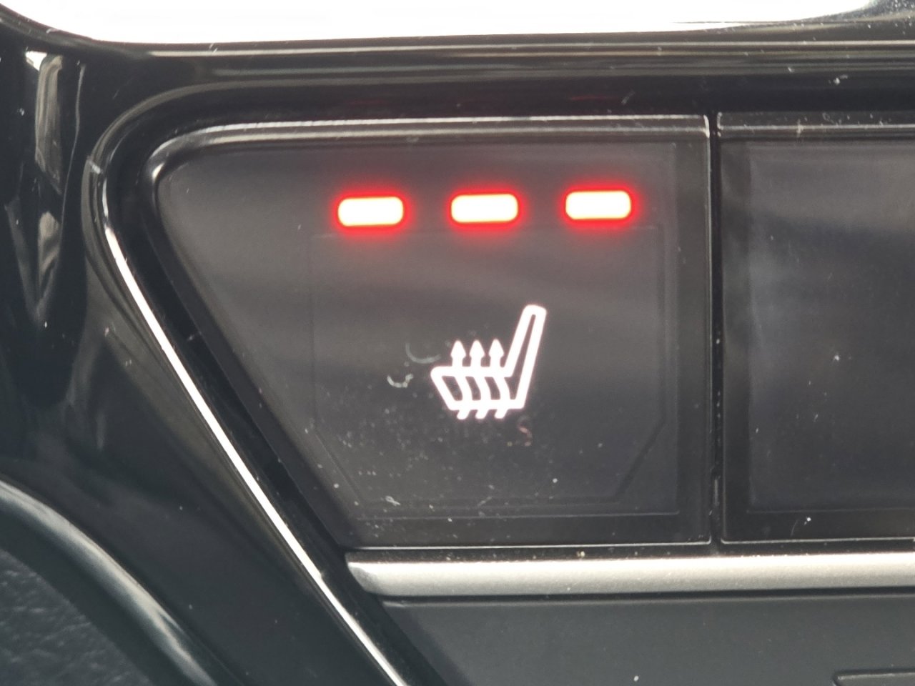 Used 2024 Honda Civic EX-L image 8