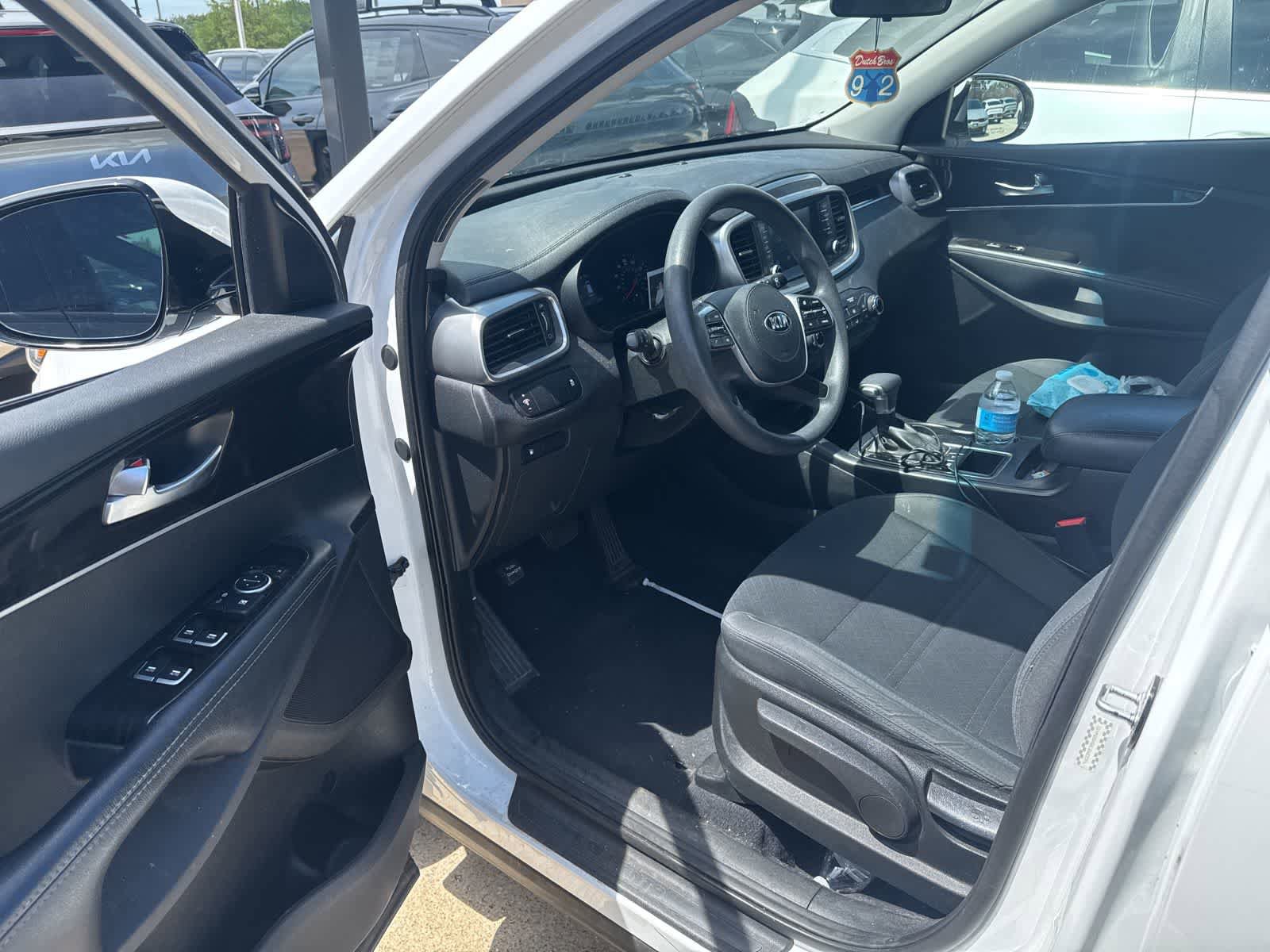 Used 2020 Kia Sorento AWD V6 image 7