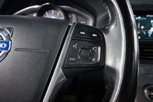 Used 2017 Volvo XC60 T6 Dynamic w/ Advanced Package AWD/4WD image 19