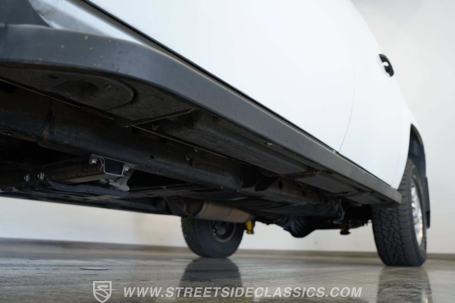 Used 2012 Chevrolet Suburban 2500 w/ Skid Plate Package image 22