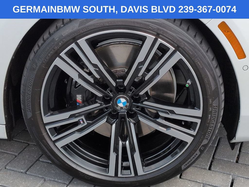 Certified 2025 BMW 760i xDrive AWD/4WD image 12