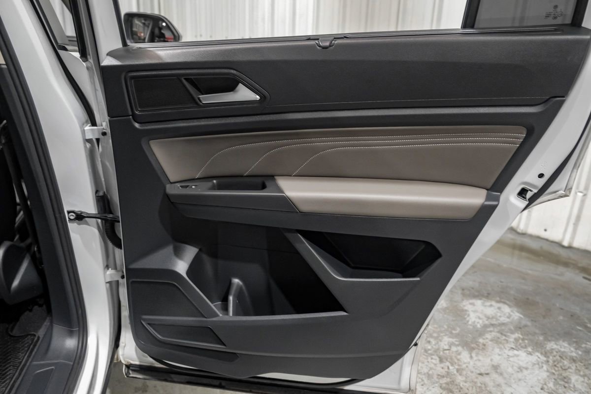 Used 2023 Volkswagen Atlas SEL R-Line image 48