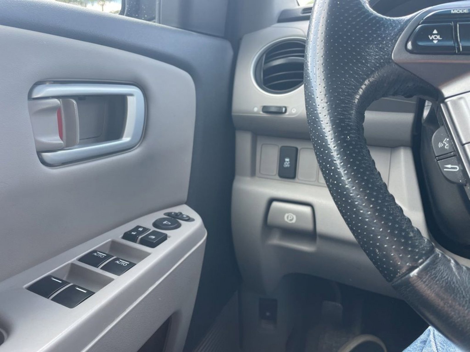 Used 2015 Honda Pilot EX-L image 13