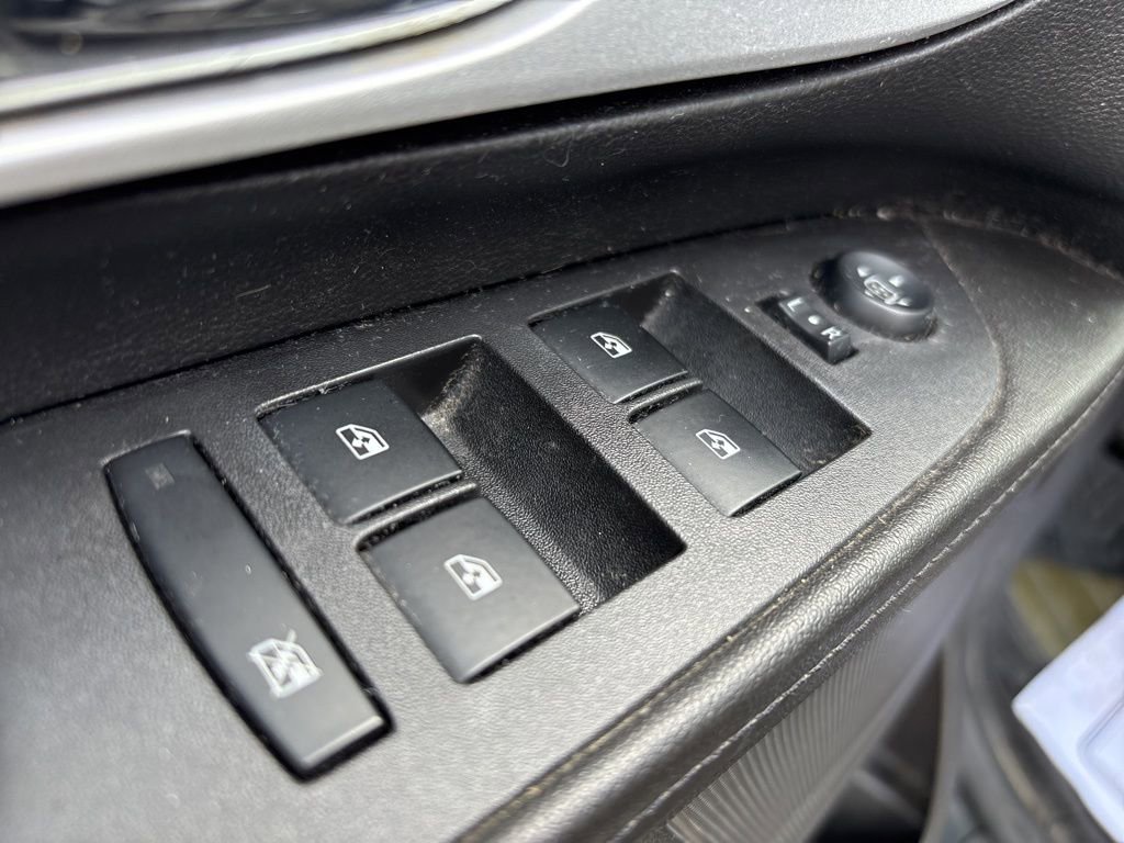 Used 2014 Chevrolet Equinox LS image 15