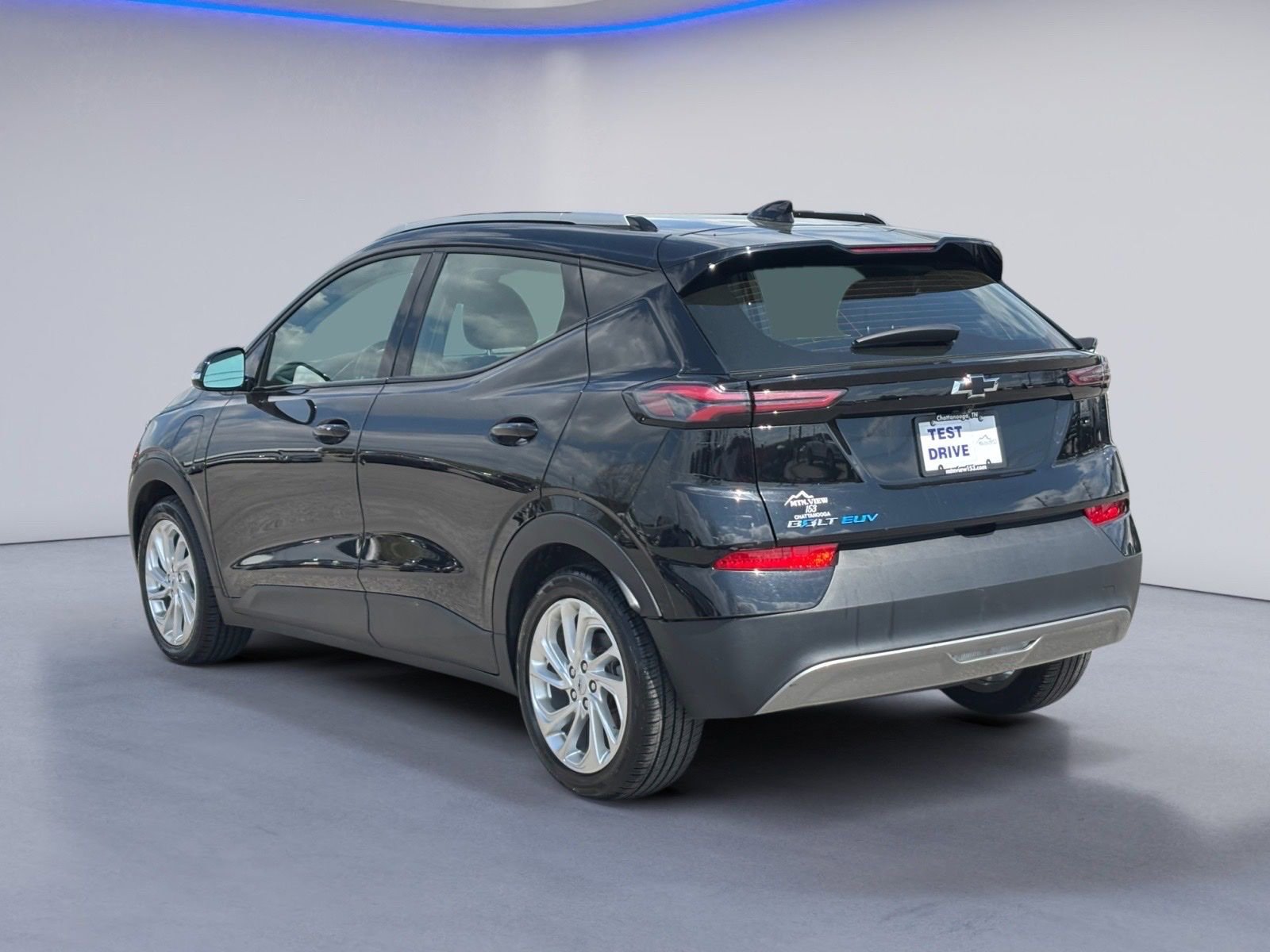 Used 2023 Chevrolet Bolt EUV LT FWD image 3