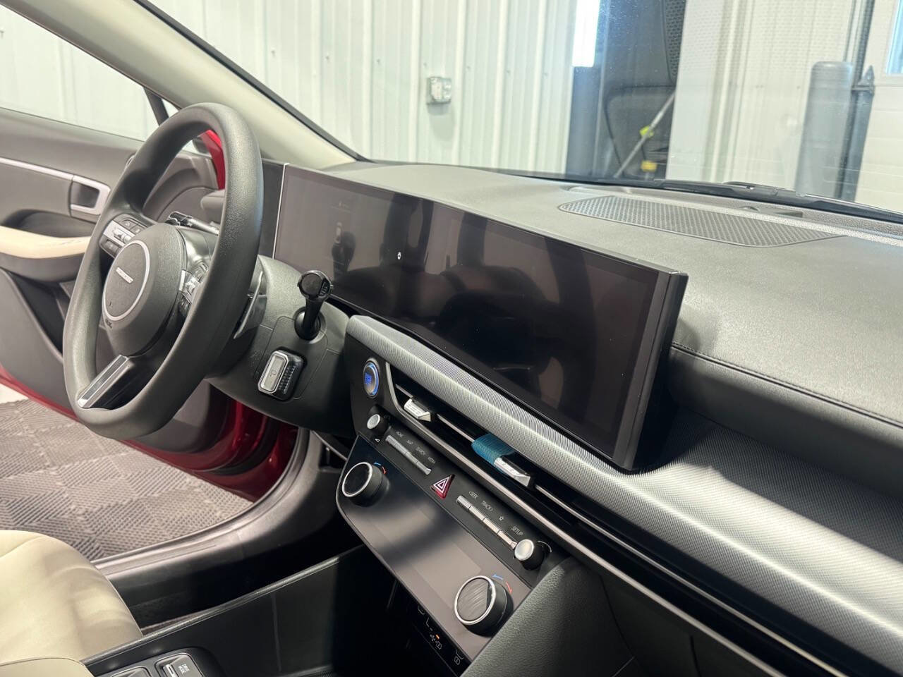 Used 2025 Hyundai Sonata SEL image 19