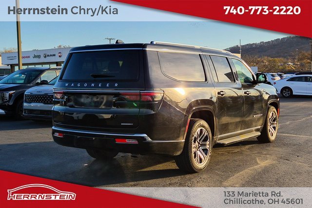 Used 2024 Jeep Wagoneer L Series II w/ Flexible Seating Group image 33