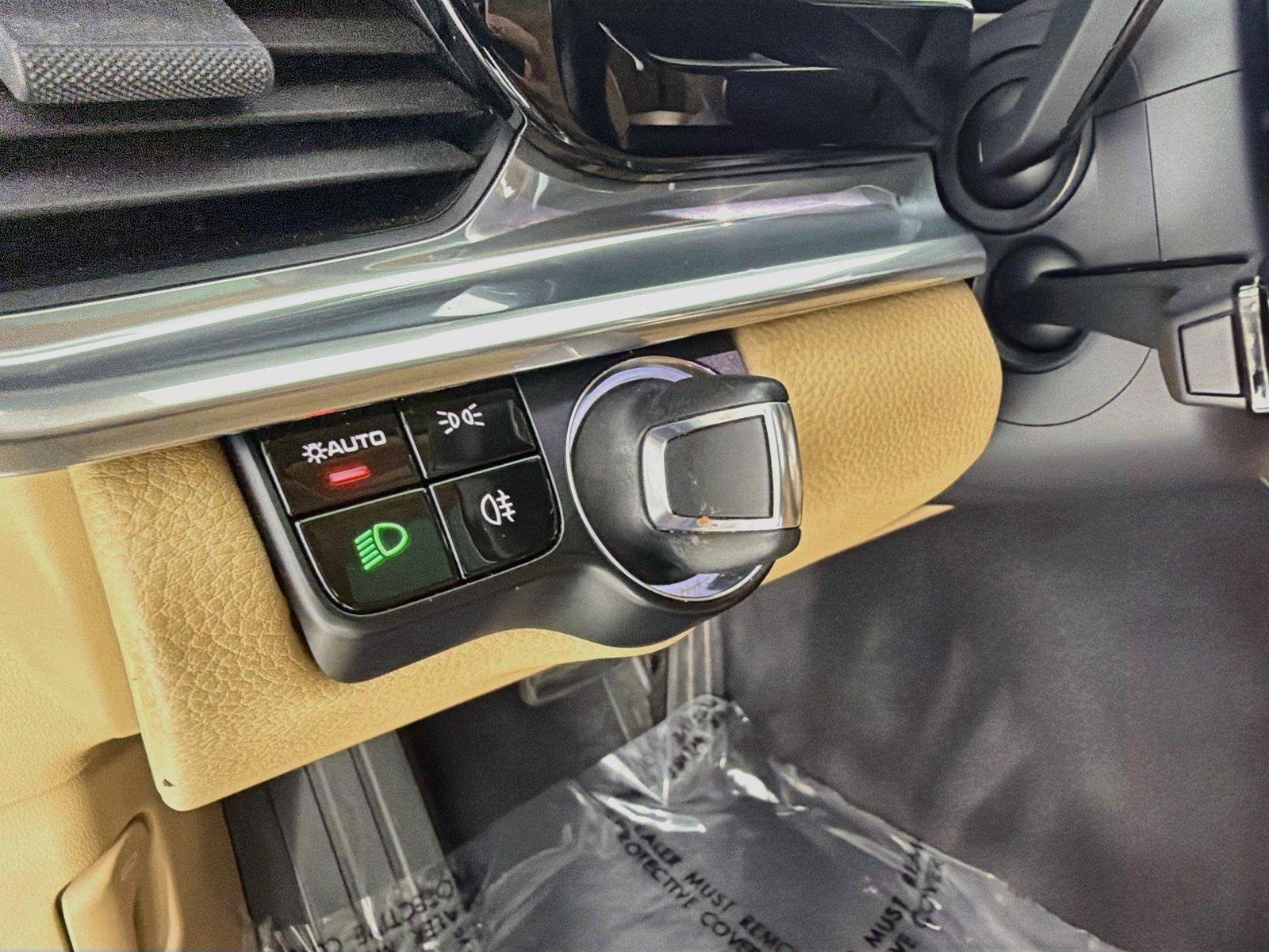 Certified 2020 Porsche Panamera 4 AWD/4WD image 12