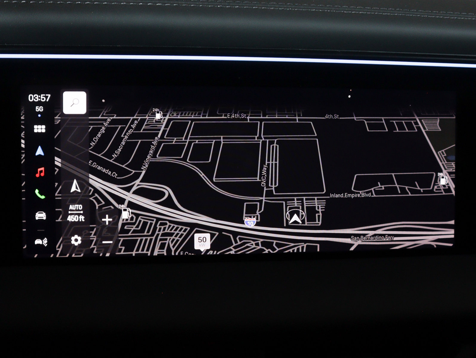 Used 2025 Porsche Macan Turbo Electric image 23