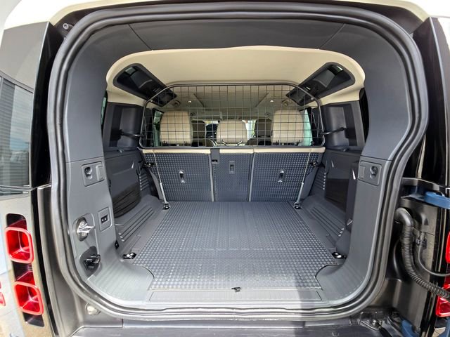 Used 2022 Land Rover Defender 110 S AWD/4WD image 24