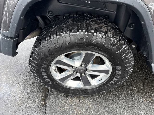 Used 2020 Jeep Wrangler Unlimited Sahara image 13