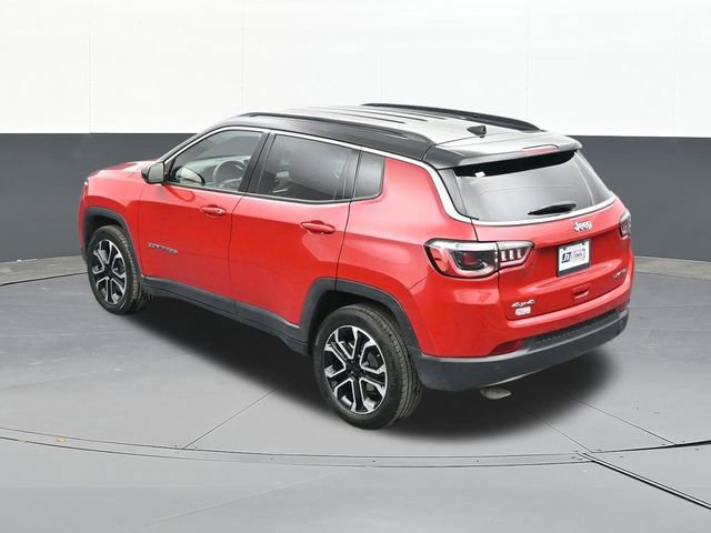 Used 2023 Jeep Compass Limited image 59