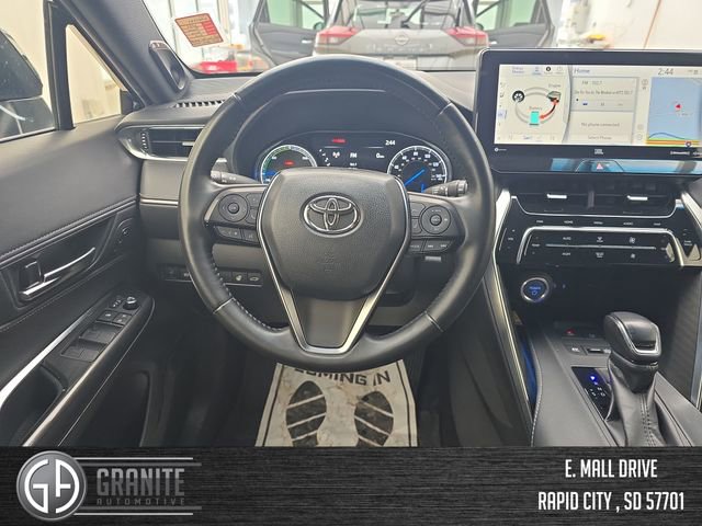 Used 2021 Toyota Venza XLE w/ Softex Package image 13