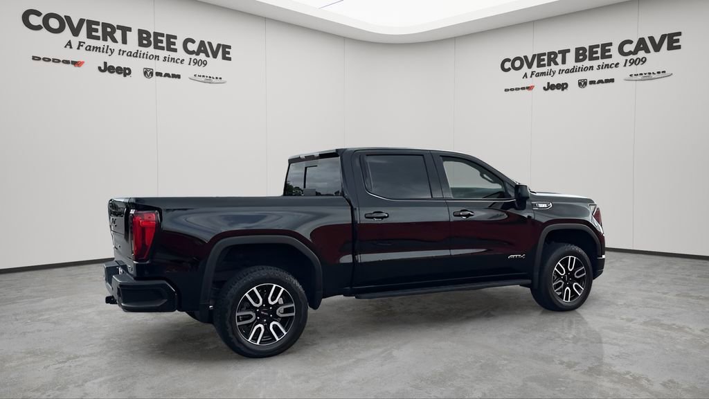 Used 2024 GMC Sierra 1500 AT4 w/ AT4 Premium Package image 10
