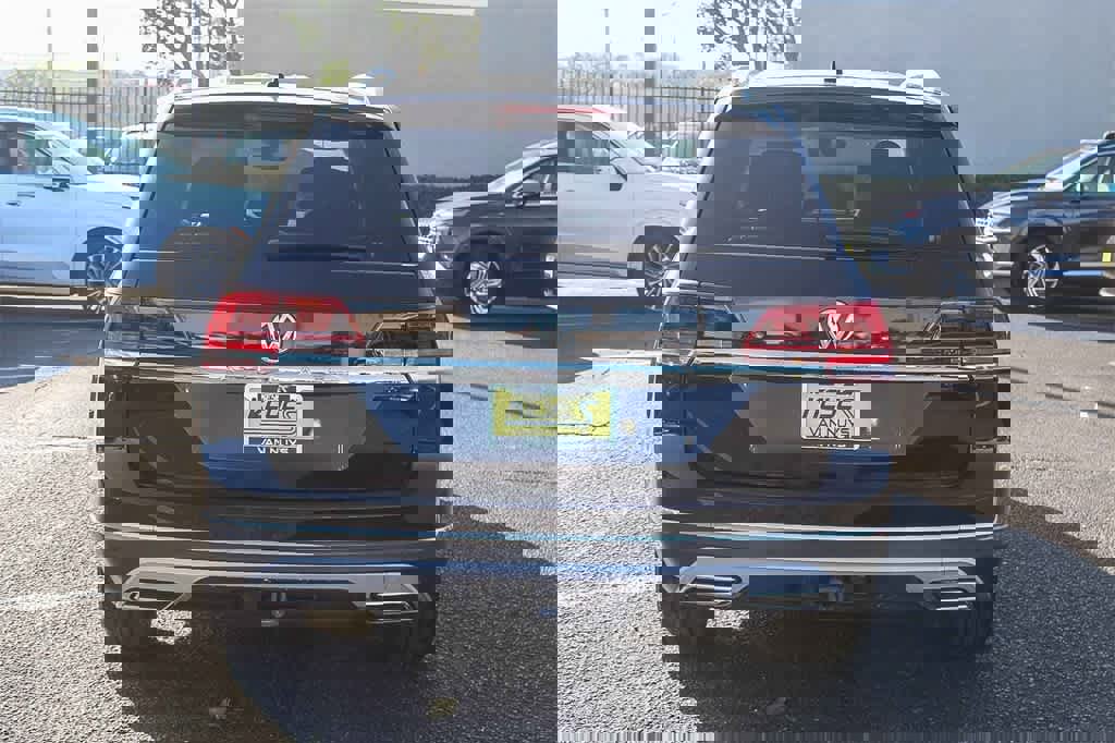 Used 2018 Volkswagen Atlas SEL Premium image 6