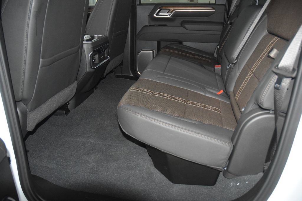 New 2026 Chevrolet Silverado 2500 High Country w/ High Country Premium Package AWD/4WD image 47