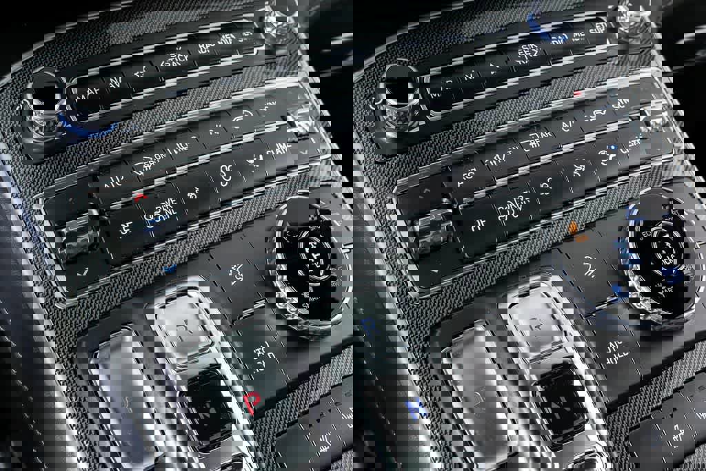 Certified 2023 Hyundai Santa Fe SEL Premium image 17