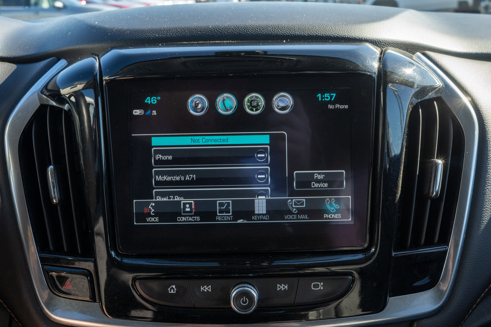 Used 2019 Chevrolet Traverse LT image 16