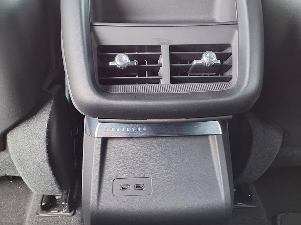 Used 2024 Cadillac Lyriq Tech w/ Driver Assist Package AWD/4WD image 16