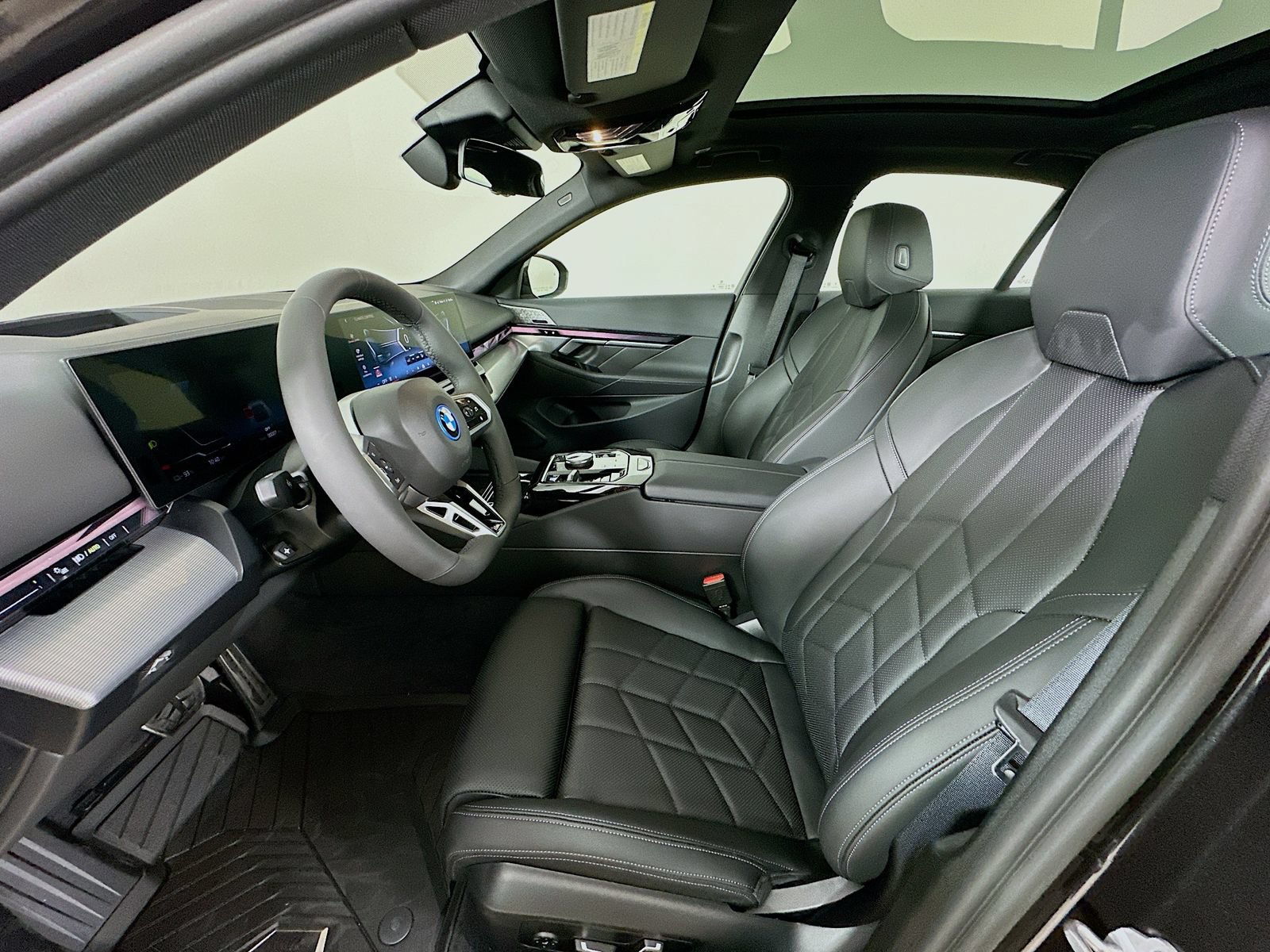 New 2027 BMW i5 xDrive40 w/ M Sport Package AWD/4WD image 32