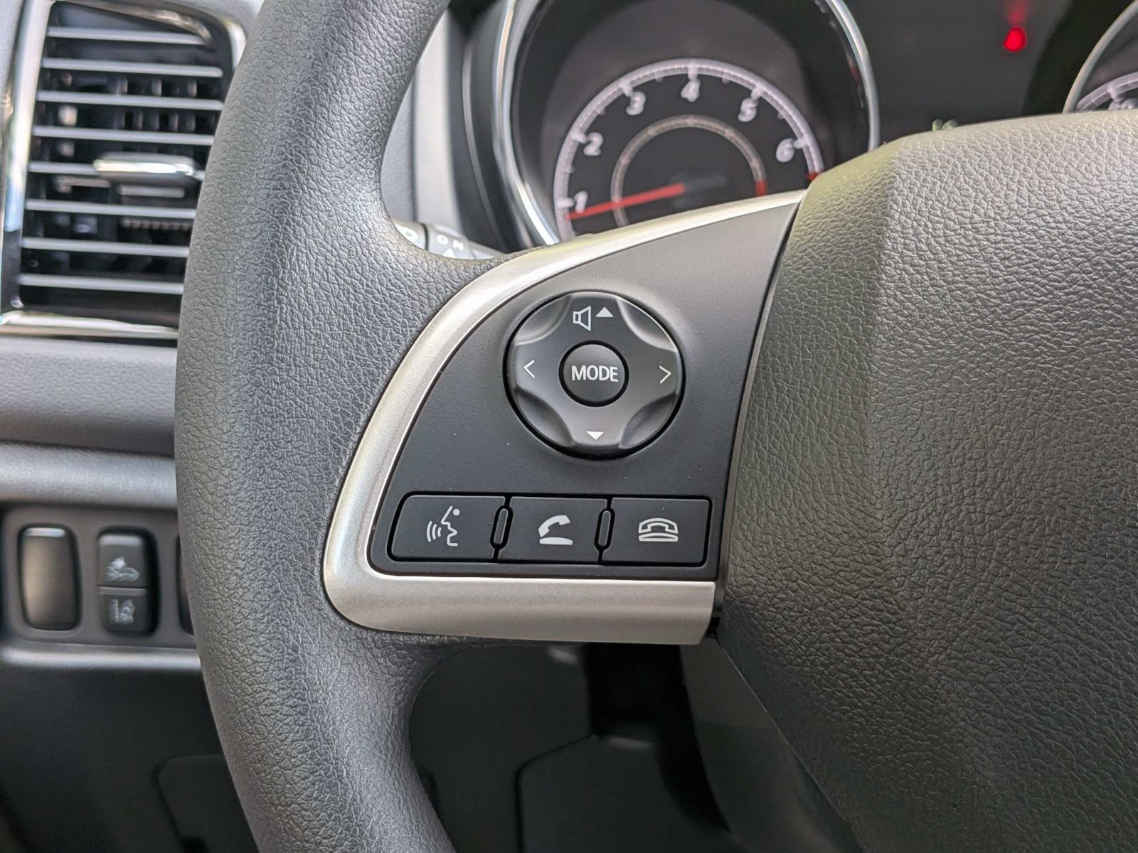 New 2027 Mitsubishi Outlander Sport ES FWD image 23
