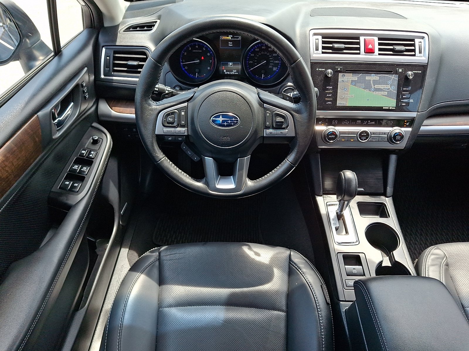 Used 2017 Subaru Outback 3.6R Limited AWD/4WD image 11