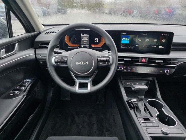 New 2026 Kia K5 LXS image 17