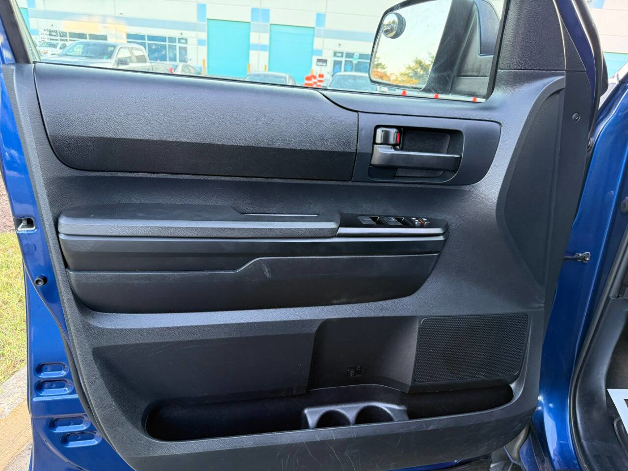 Used 2015 Toyota Tundra SR image 20